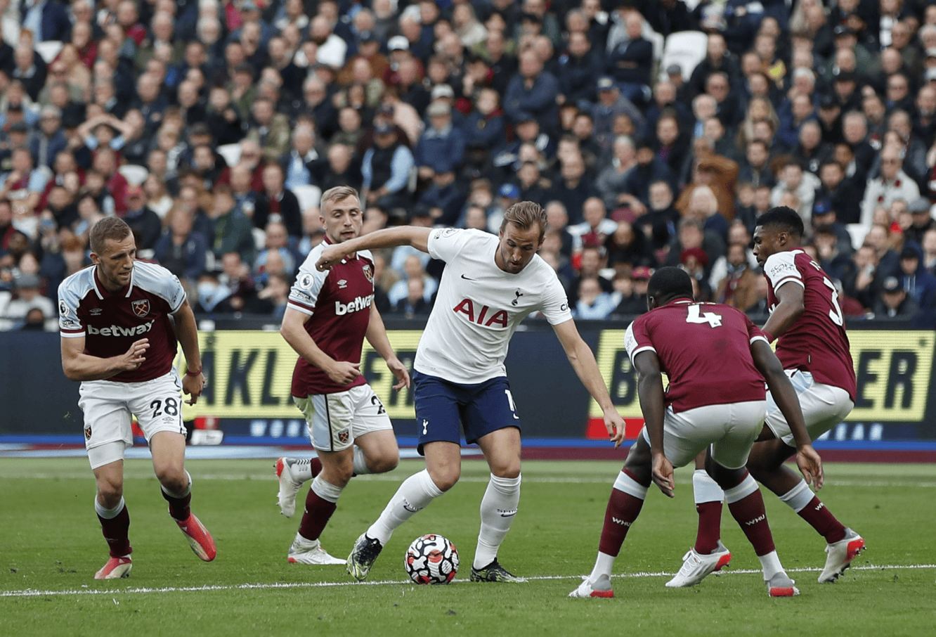 关于英超转会期再迎强敌；曼联完成体检；主帅态度：引发热议；数据趋势出现新变化的信息